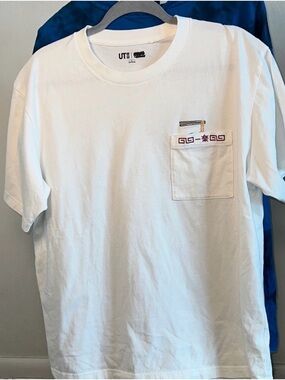 Uniqlo White Short-Sleeve Pocket Tee with Subtle Red Accent